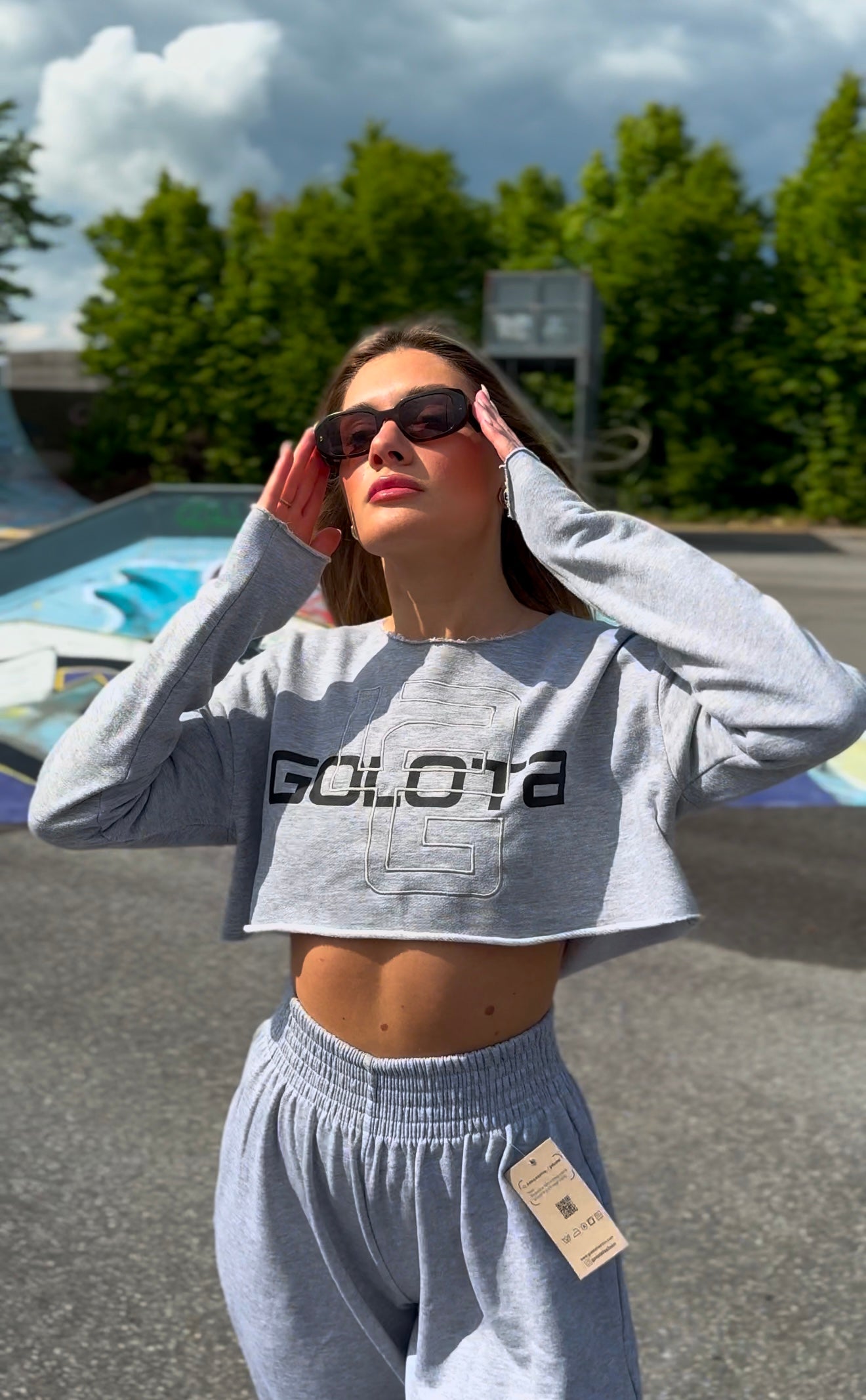 Woman Crop-Top - Light Grey