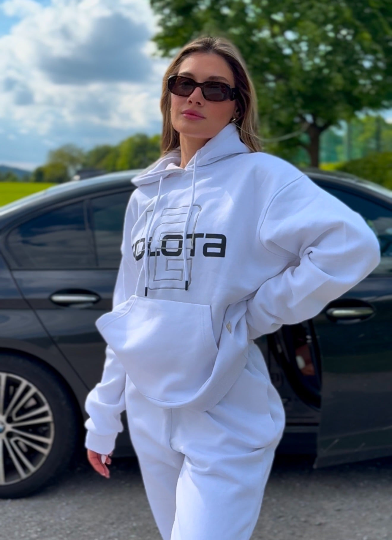 Unisex Oversize Hoodie - Off-White Logo
